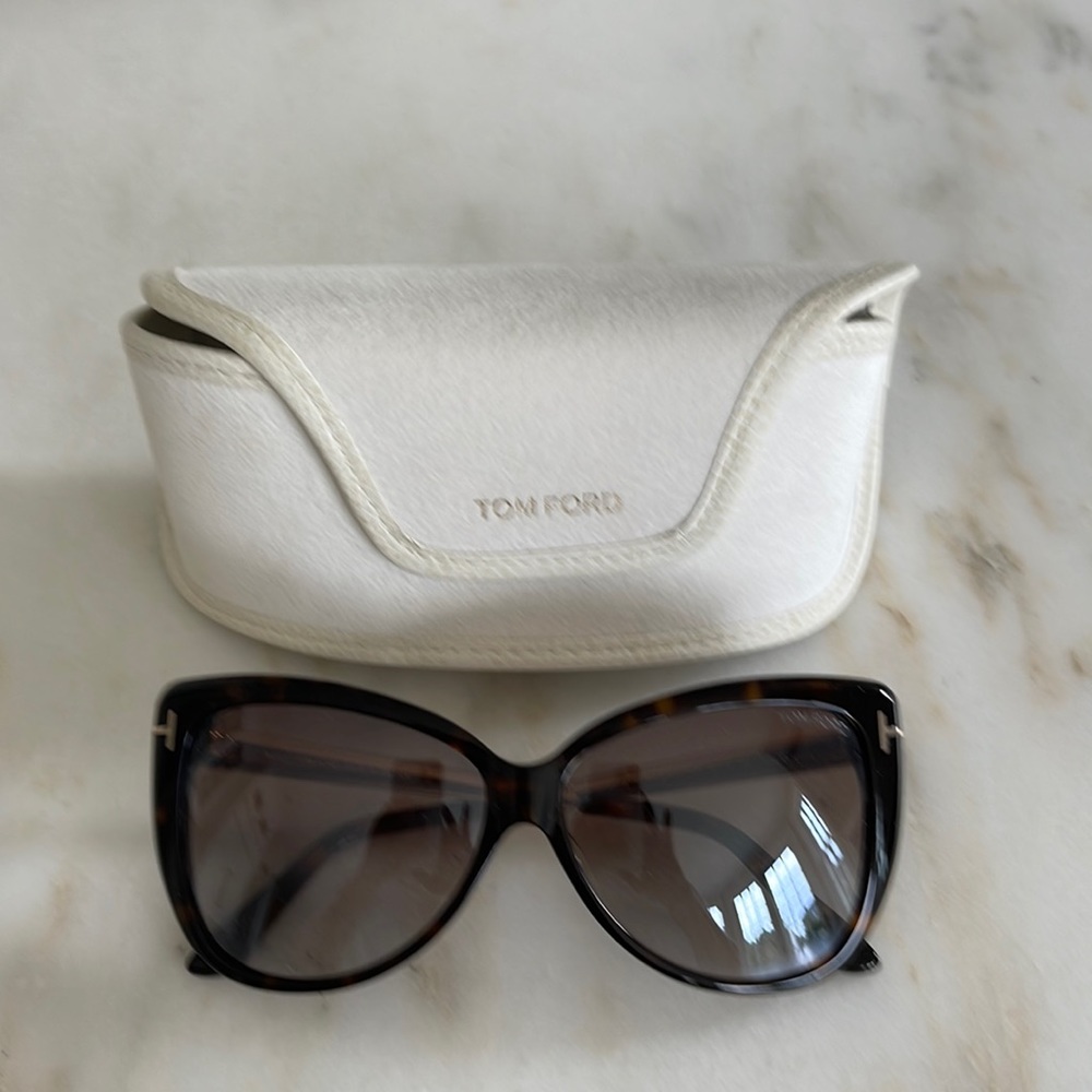 TOM FORD brand  brown with gold sunglasses never worn with white TOM FORD case